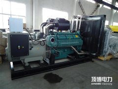 是什么原因?qū)е虏裼桶l(fā)電機(jī)組“飛車”？