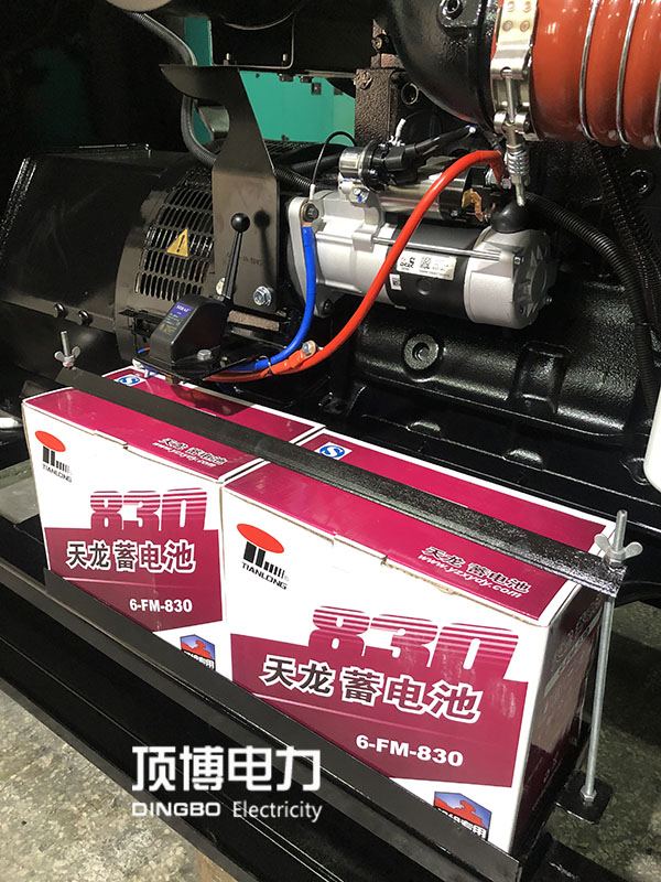 發(fā)電機(jī)廠家不建議將柴油發(fā)電機(jī)組新舊蓄電池混合使用
